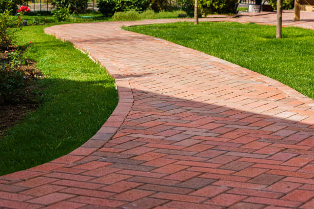 Best Professional Driveway Pavers  in Lexington, MO